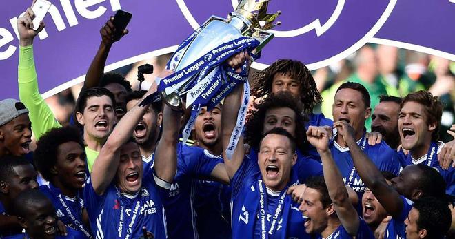 巴萨vs阿拉维斯首发：亚马尔领衔，德容缺席，佩德里替补（巴萨战阿拉维斯首发出炉：亚马尔坐镇，德容缺阵，佩德里候补）