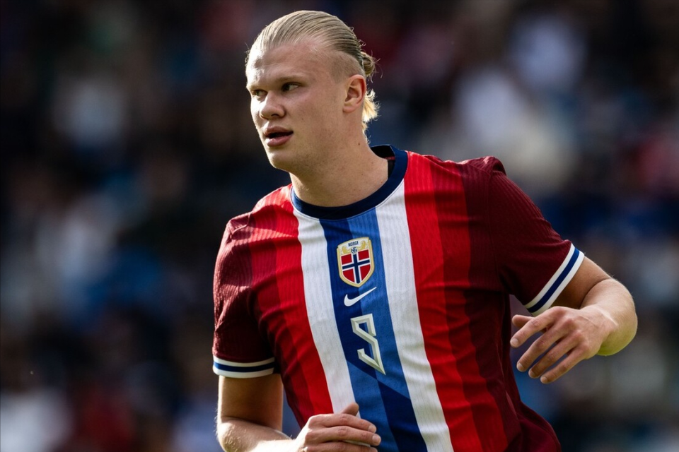 米体：莫拉塔妻子被发现已不再佩戴婚戒，二人感情陷入危机（米体称：莫拉塔妻子被拍未戴婚戒，两人关系疑现危机）