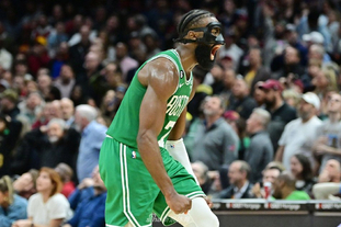 克瓦拉茨赫利亚激活巴黎圣日耳曼：大胜雷恩找回法甲节奏（克瓦拉茨赫利亚领衔爆发，巴黎圣日耳曼痛击雷恩重拾法甲感觉）