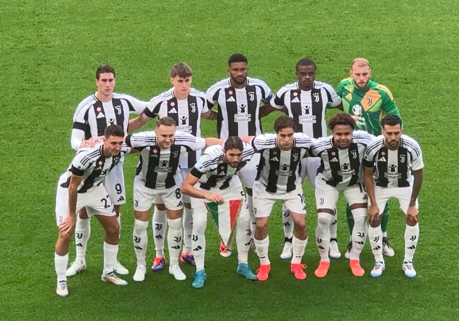 拉米罗：胜利也要分享给前主帅塞蒂恩；我未来在哪里不重要（拉米罗：胜利同样献给前任主帅塞蒂恩；我的未来不是重点）