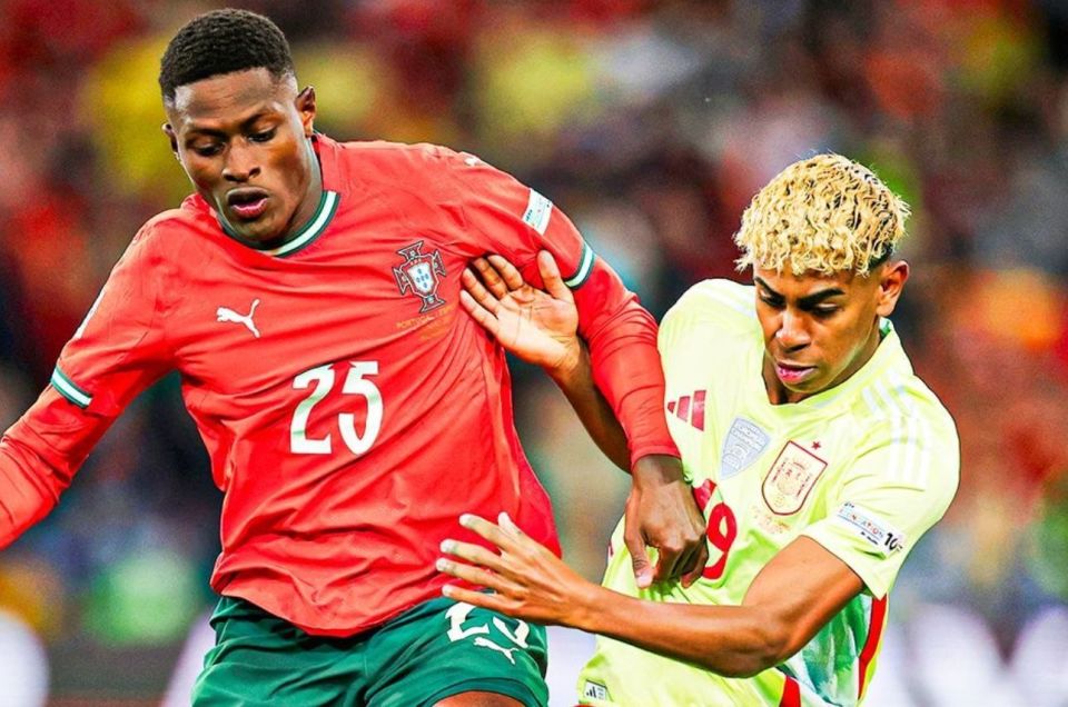 霍伊伦开场7分钟破门，为那不勒斯近36年来对阵尤文最快进球（霍伊伦开场7分钟建功，刷新那不勒斯近36年对尤文最快进球纪录）