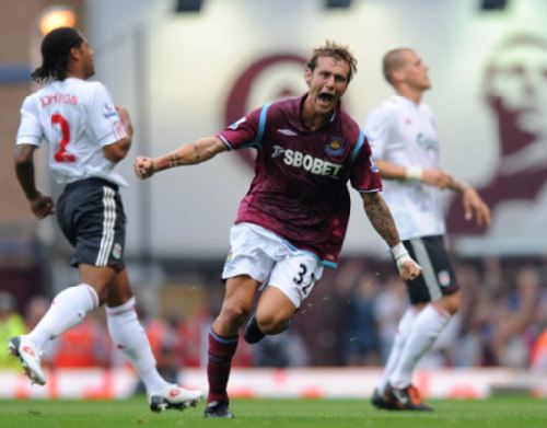 主场0-2告负，皇马各项赛事对塞尔塔19场不败和11连胜被终结（主场0-2不敌，皇马对塞尔塔各项赛事19场不败与11连胜纪录告终）