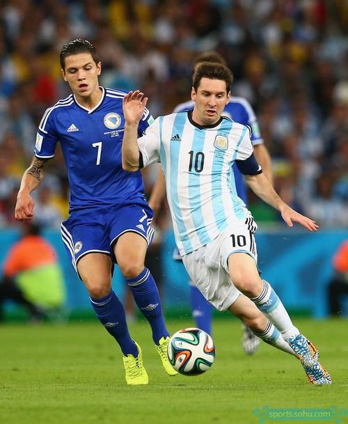 无球跑动，比你想的重要得多（别低估无球跑动的价值）