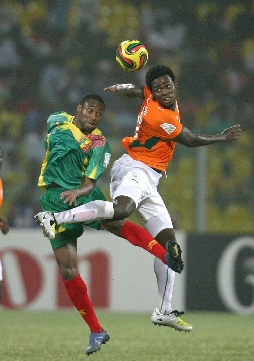 丹布：刚来国米劳塔罗踢球很自私，但现在他是完全的团队球员（丹布：劳塔罗初到国米踢得偏独，如今已成长为彻底的团队型球员）