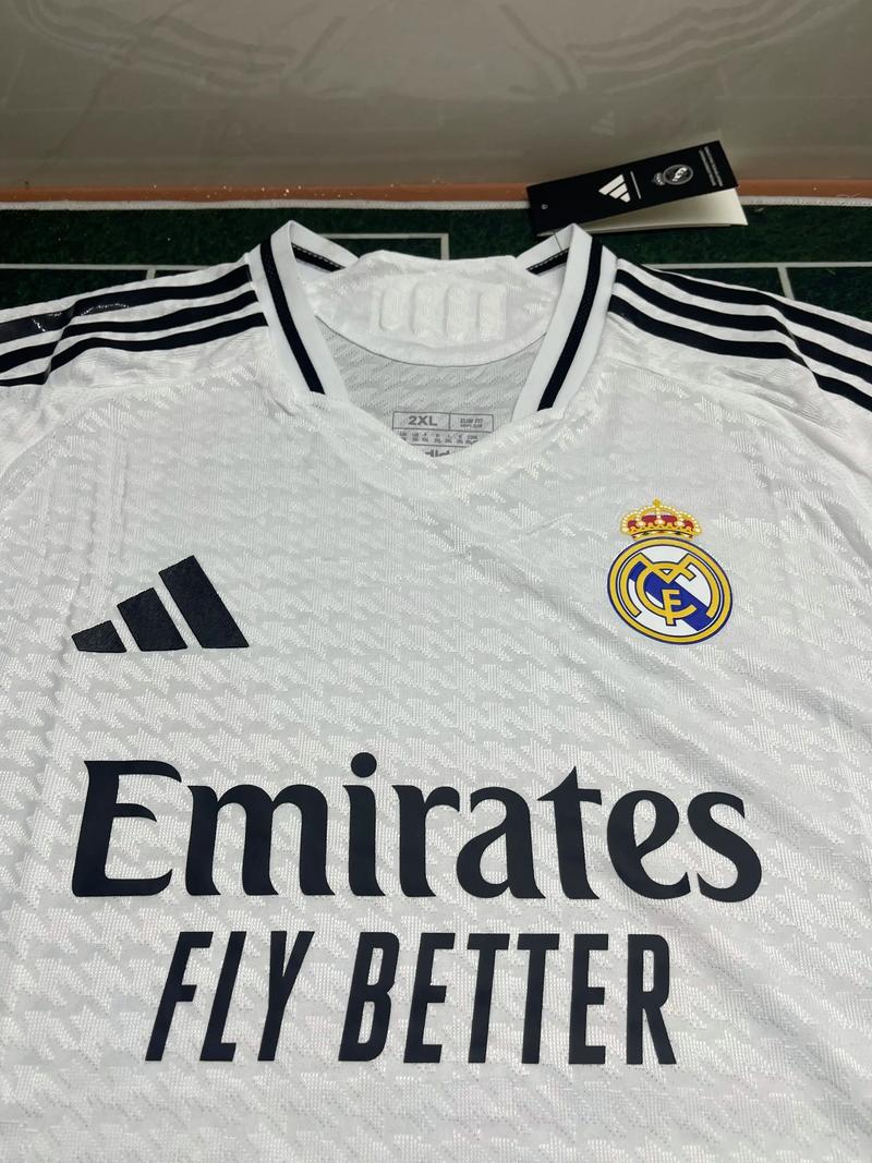 近10年欧冠场均进球榜：哈兰德1.02球第1，C罗第2，梅西第4（近十年欧冠场均进球率榜：哈兰德1.02球居首，C罗次席，梅西第4）