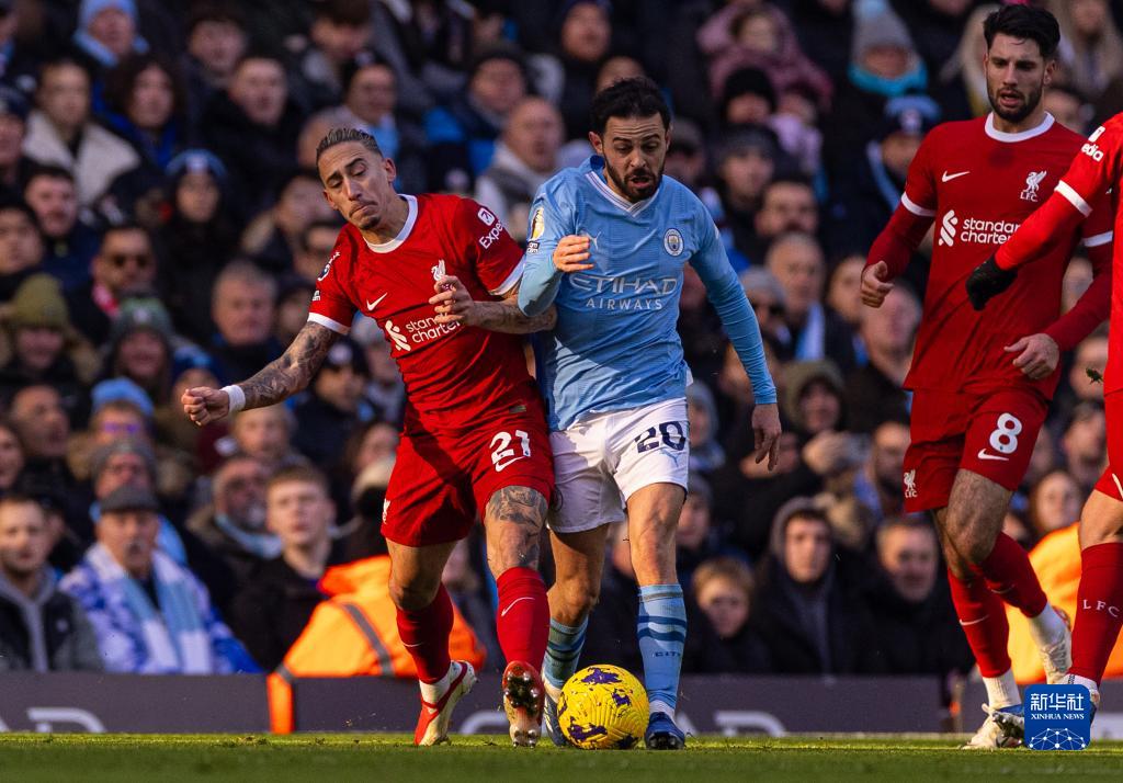 小孔塞桑：我和C罗聊过，他说我在伟大的俱乐部效力（小孔塞桑：曾与C罗交流，他称我效力的是一家伟大俱乐部）